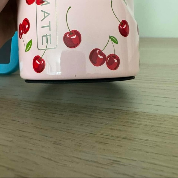 Brumate Multishaker - Cherry - Picture 5 of 5